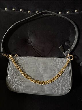 Gray Faux Croc-Embossed Shoulder Bag with Gold Chain